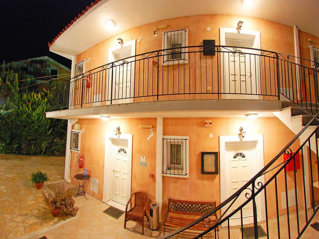 Emilia Apartments Trapezaki  Luaran gambar